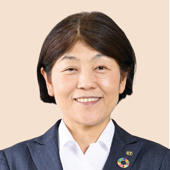 Shino Uenuma
